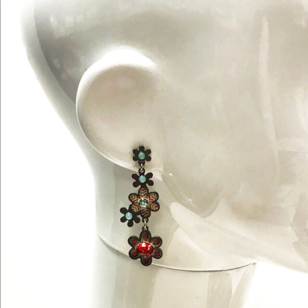 Beautiful Artisan Designer Flower Earrings,NWT - Picture 3 of 5